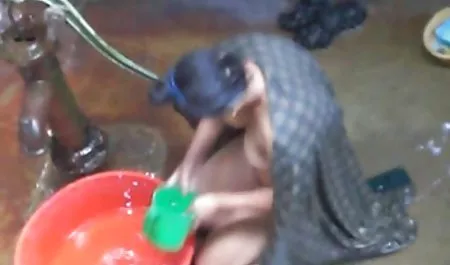 Ini bukan video bokep tante2 indo seks biasa.