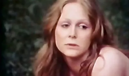 Penetrasi toge tante indo di pantat