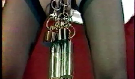 Seorang pria bokep indo tante toge yang rendah hati muncul