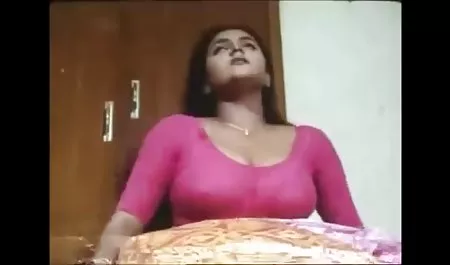 Jimat bokep indo tante dan ponakan bergairah