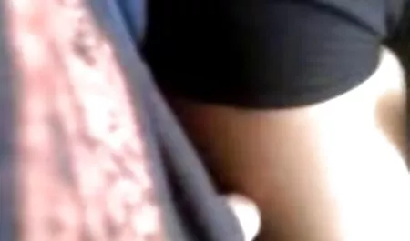 Penis di atas telur indo tante