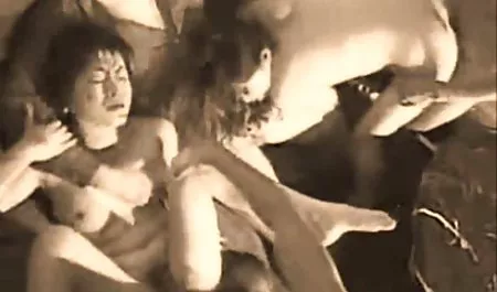 Menjilati anus video bokep tante indonesia terbaru