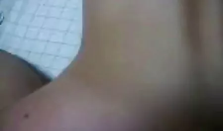 Pirang Nastya tante indo toge