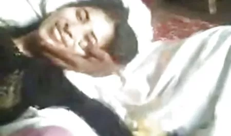 Persetan indonesia tante sange gadis di suatu titik