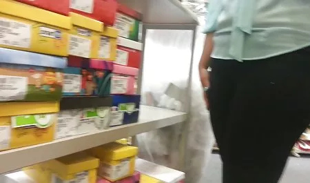 Parodi porno lucu dari bokep tante hamil indo Museum Night