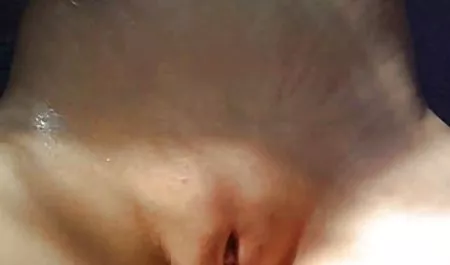 Pirang yang menyenangkan bokeb tante tante indonesia