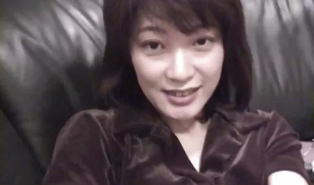 Dokter tante indo ngesex penjara menggunakan bandit di semua lubang